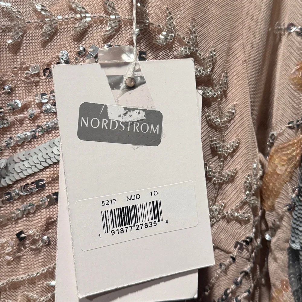 MAC DUGGAL
Long Sleeve Embellished Illusion Evening Gown 5217 Nude silver prom - Picture 7 of 8